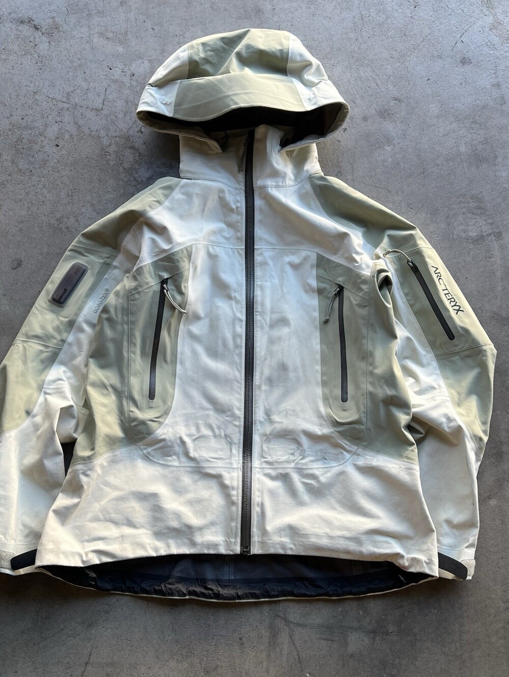 Arc'teryx Sidewinder Stingray Jacket Women’s Small Off White Vintage Rare Canada